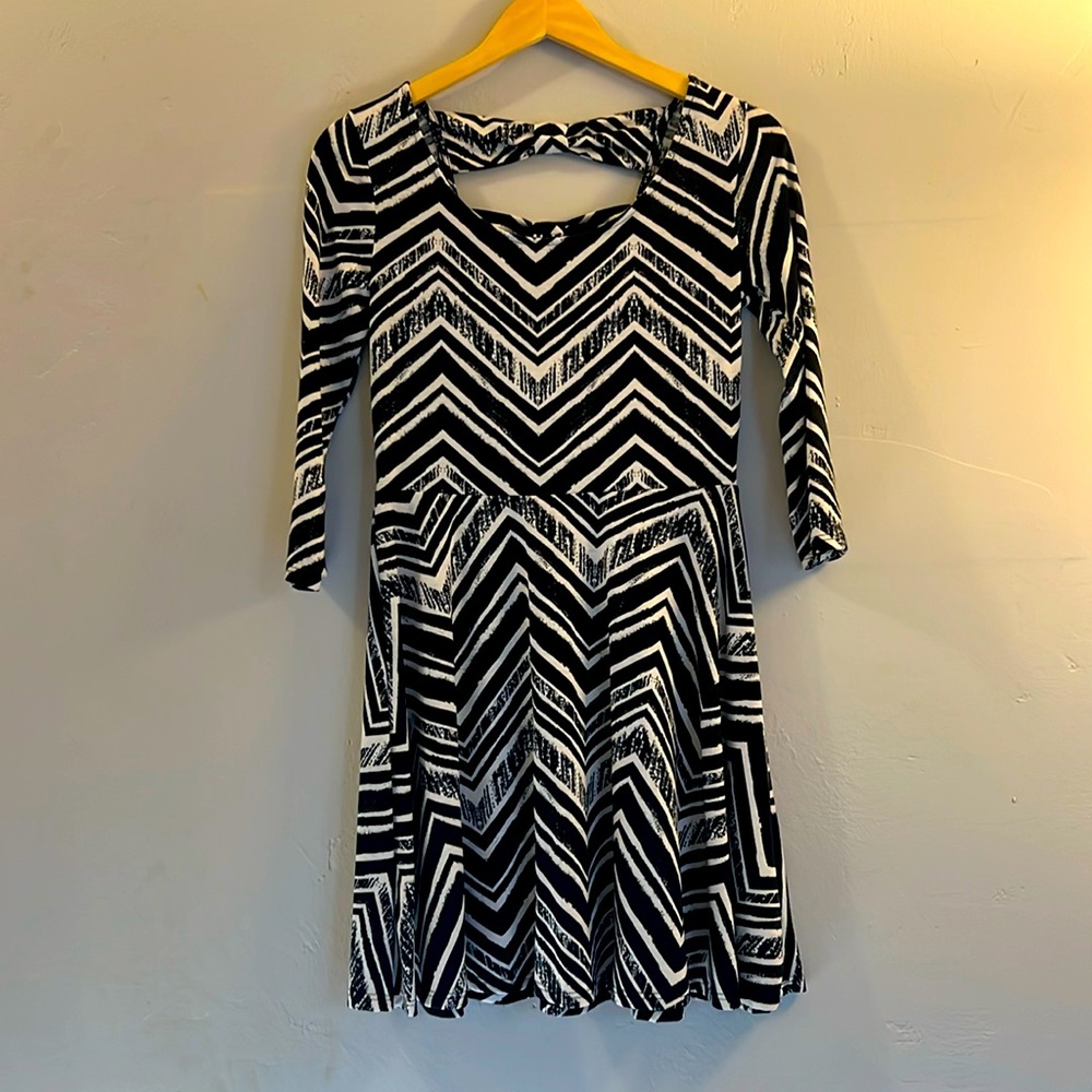 Women’s black and white striped fit and flare dress, 3/4 sleeve, size M